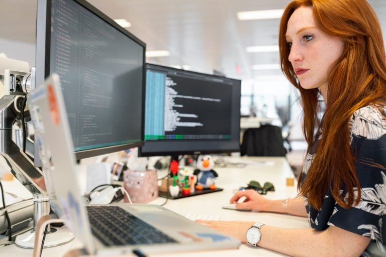 Women In Office Working