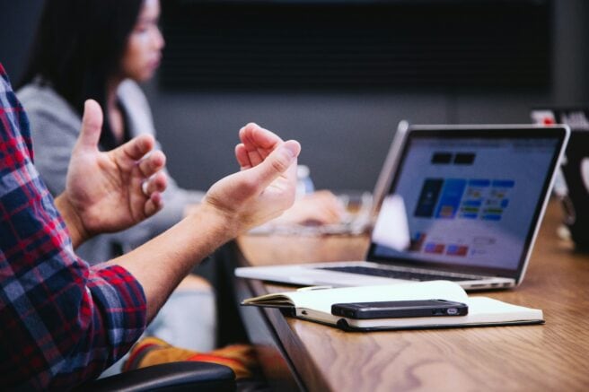 Marketing Recruiter Negotiating